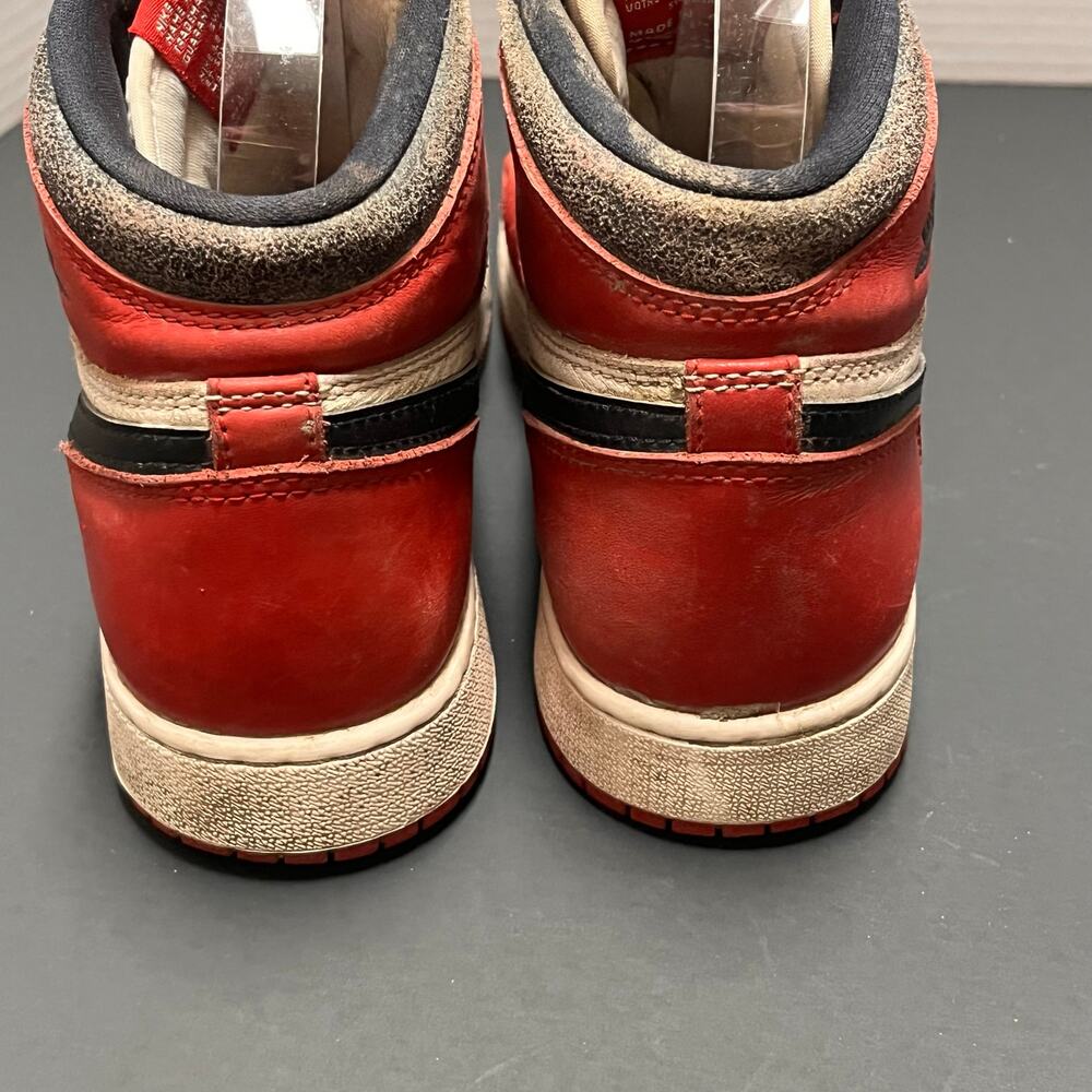 Nike Air Jordan 1 High OG Chicago Lost Found GS 7Y Womens 8.5 Red Vintage - Picture 4 of 8